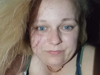 KarmelitaMilena cam model - 26 year old - photo 1