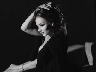 KatarinaVix cam model - 18 year old - photo 1