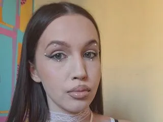 KatrineRemmers cam model - 18 year old - photo 1