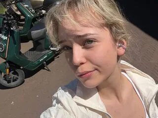 KeilaTouchton cam model - 18 year old - photo 1