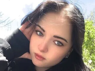KiraBentley cam model - 18 year old - photo 1