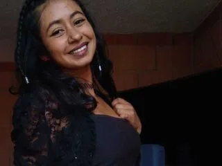 LauCardigan cam model - 23 year old - photo 1