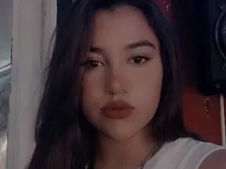 LauWillson cam model - 22 year old - photo 1