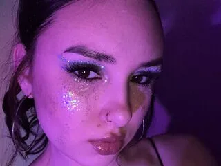 LeandraJellison cam model - 18 year old - photo 1