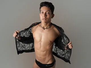LeisanFox cam model - latina - photo 2