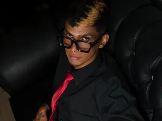 LeoMorett cam model - latina - photo 2