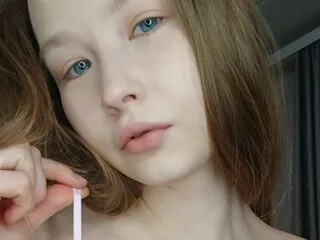 LeslyShay cam model - 24 year old - photo 1