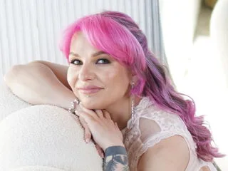 LeyaTaryn cam model - 31 year old - photo 1