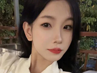 LianaWuy cam model - 22 year old - photo 1