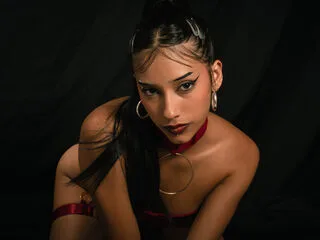 LilithBrooks cam model - 19 year old - photo 1