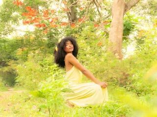 LissaBlaze cam model - latina - photo 2