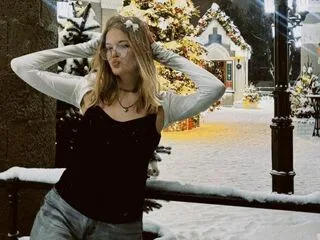 LizabethGrounds cam model - 18 year old - photo 1