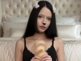 LoraineWebley cam model - 18 year old - photo 1