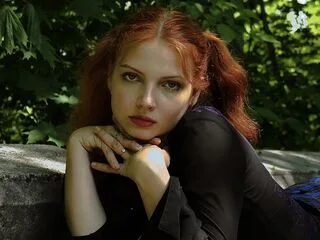 LorraineJohnson cam model - 18 year old - photo 1