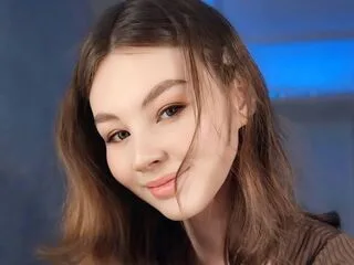 LuanneGfroerer cam model - 18 year old - photo 1