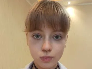 MabelZesati cam model - 18 year old - photo 1