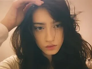 MaddieSunflower cam model - 18 year old - photo 1