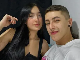 MaddyAndNate cam model - 19 year old - photo 1