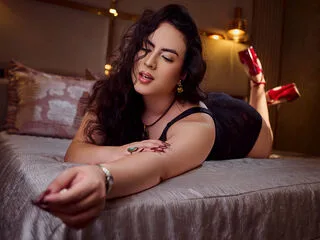 MadisonLee cam model - black hair - photo 3