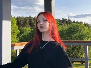 MagaretMontie cam model - 18 year old - photo 1