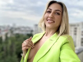 MarisaGrace cam model - blonde hair - photo 3