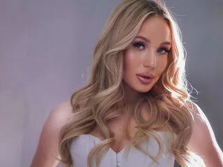 MarryDavies cam model - 19 year old - photo 1