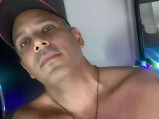 MatthewBlake cam model - latina - photo 2
