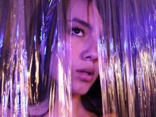 MavieGray cam model - 20 year old - photo 4