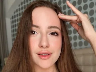 MertieStaheli cam model - 18 year old - photo 1
