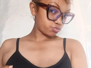 Miadea cam model - 35 year old - photo 1