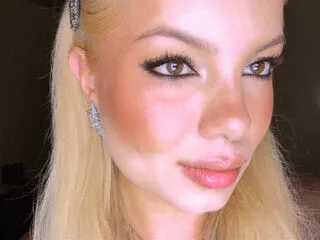 MiaGalvao cam model - 26 year old - photo 1