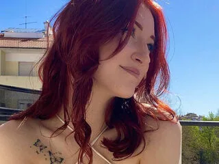 MilaFlame cam model - 18 year old - photo 1