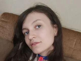 MillieStrife cam model - 19 year old - photo 1