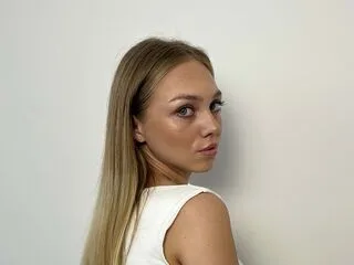 MiyokoShimsky cam model - 18 year old - photo 1