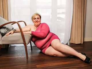 MonikaLawn cam model - 46 year old - photo 1