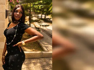 NaomiKinz cam model - 23 year old - photo 1