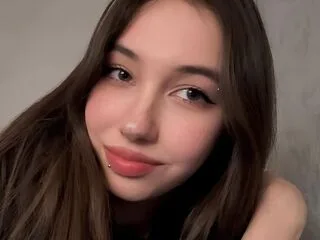 NaomiWinslet cam model - 18 year old - photo 1