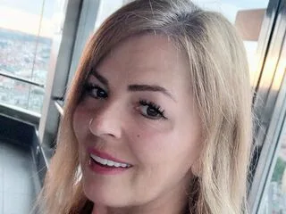 NathalieFare cam model - 46 year old - photo 1