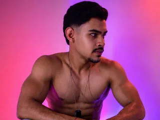 NicolasReyes cam model - 24 year old - photo 1