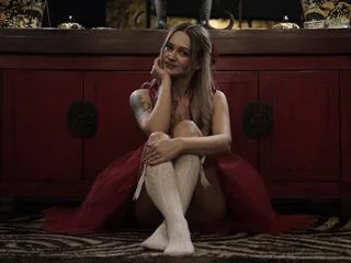 NicoleLoy cam model - 30 year old - photo 1