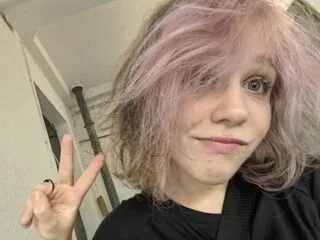 NieshaBendas cam model - 18 year old - photo 1