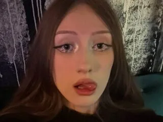 NixoraOra cam model - 18 year old - photo 1