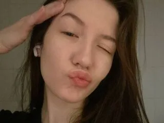 NoemiMeservy cam model - 18 year old - photo 1