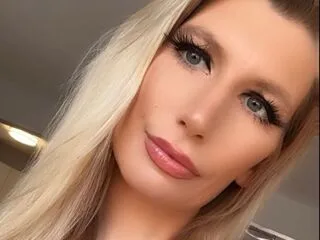 PaigeRae cam model - 30 year old - photo 1