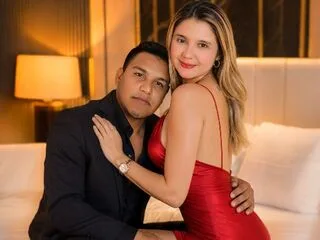 PamelaAndDyland cam model - 27 year old - photo 1