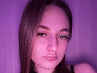RenataVizarro cam model - 18 year old - photo 1