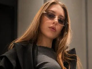 RosamondLaich cam model - 18 year old - photo 1