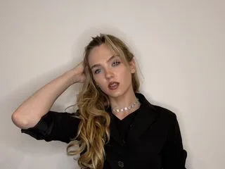 RubyMoore cam model - 20 year old - photo 1