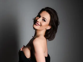 Selena cam model - 37 year old - photo 1