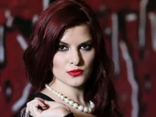 SeleneMedici cam model - 35 year old - photo 1